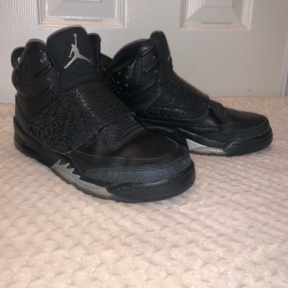Nike Son of Mars Metallic Jordan’s - Picture 1 of 4